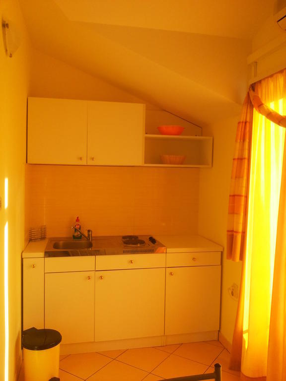 Apartments Villa Dalmatina Vodice Habitación foto